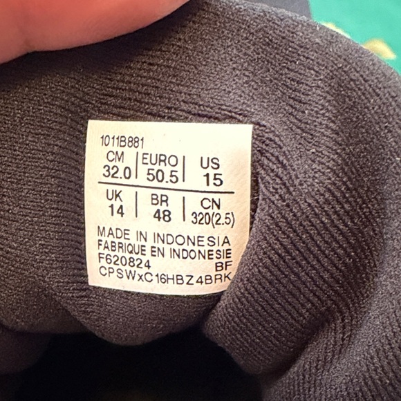 NWT ASICS ASICS GEL-VENTURE 10 Men's Running Shoe Black 15 - Picture 3 of 10